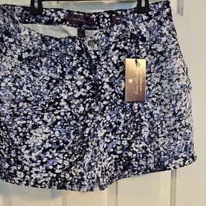 Gloria Vanderbilt Blue Floral Jean Shorts